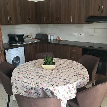 Διαμέρισμα Christos Dhrousha